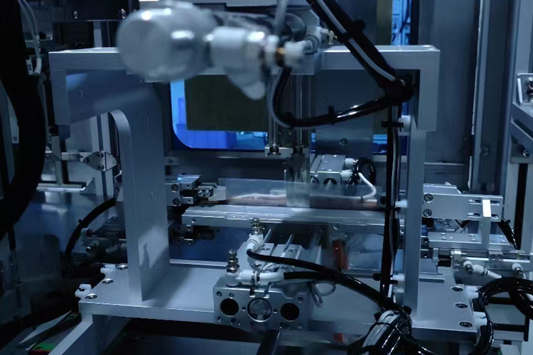 自动化组装设备：现代造作业的主题推动力