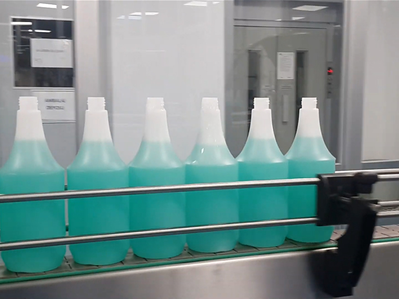 多职能灌装机各行业出产转型升级的沉要助力